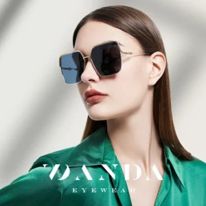 Women’s Gold Frame Polarized Sunglasses LS322
