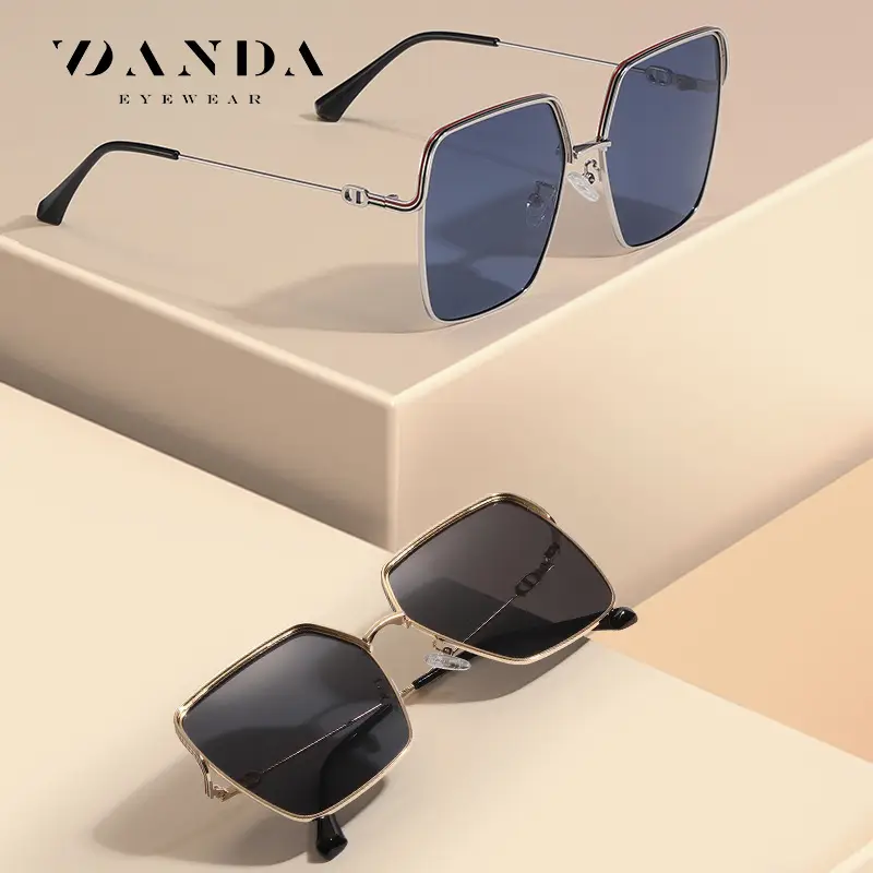 Women's Gold Frame Polarized Sunglasses LS322