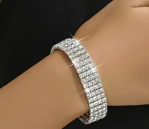 Modern Teardrop Jewelry Set for Pakistani Women