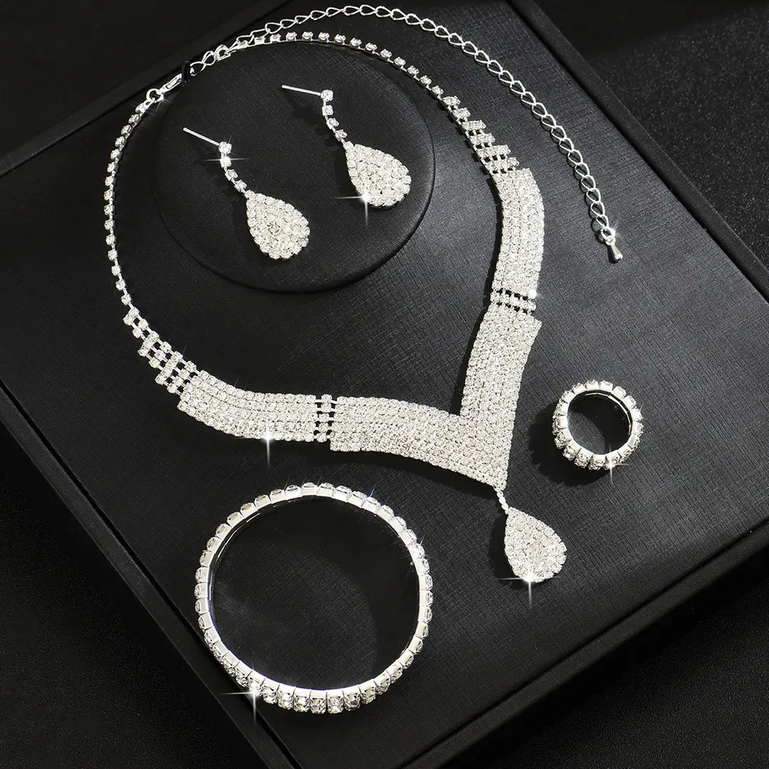Modern Teardrop Jewelry Set for Pakistani Women
