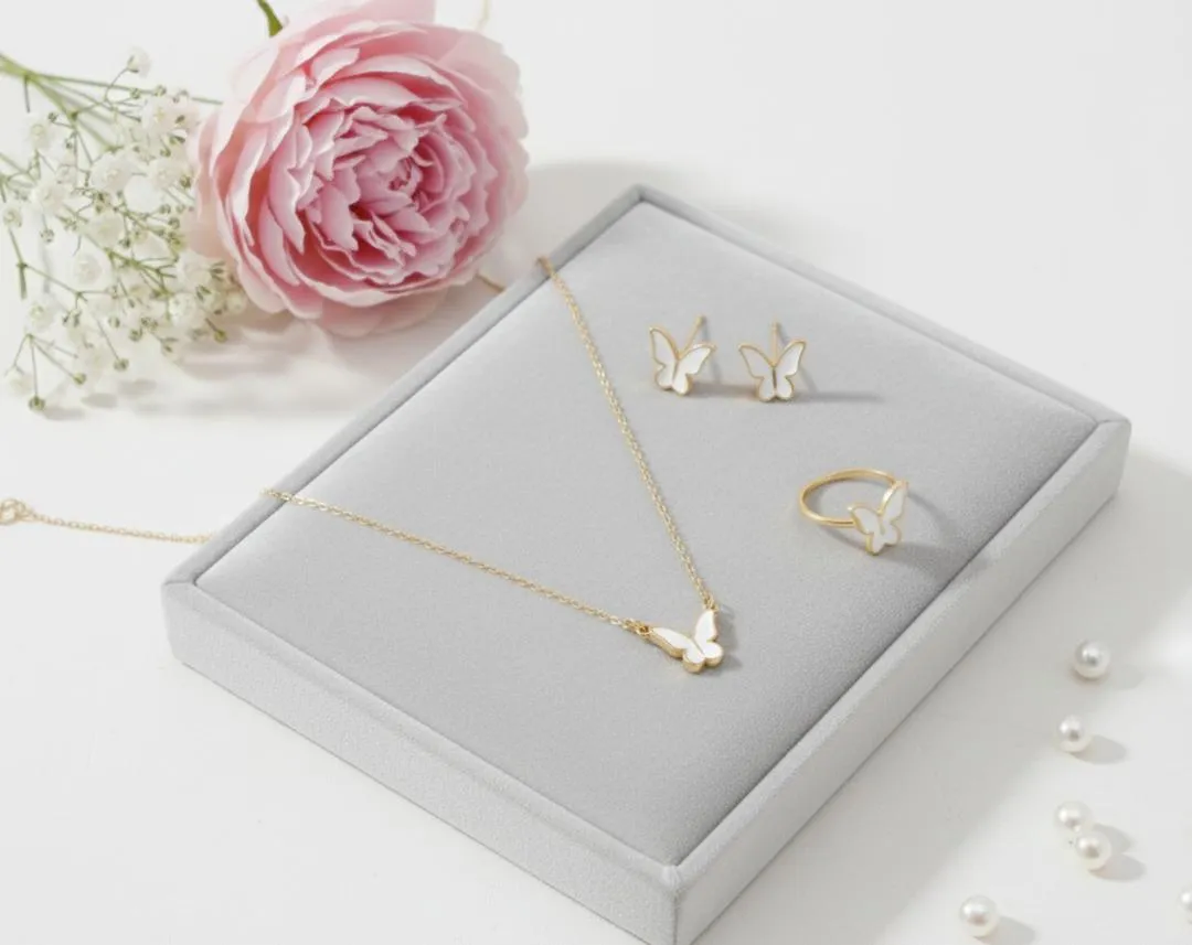 Silver Plated Zircon Pendant Set for Women