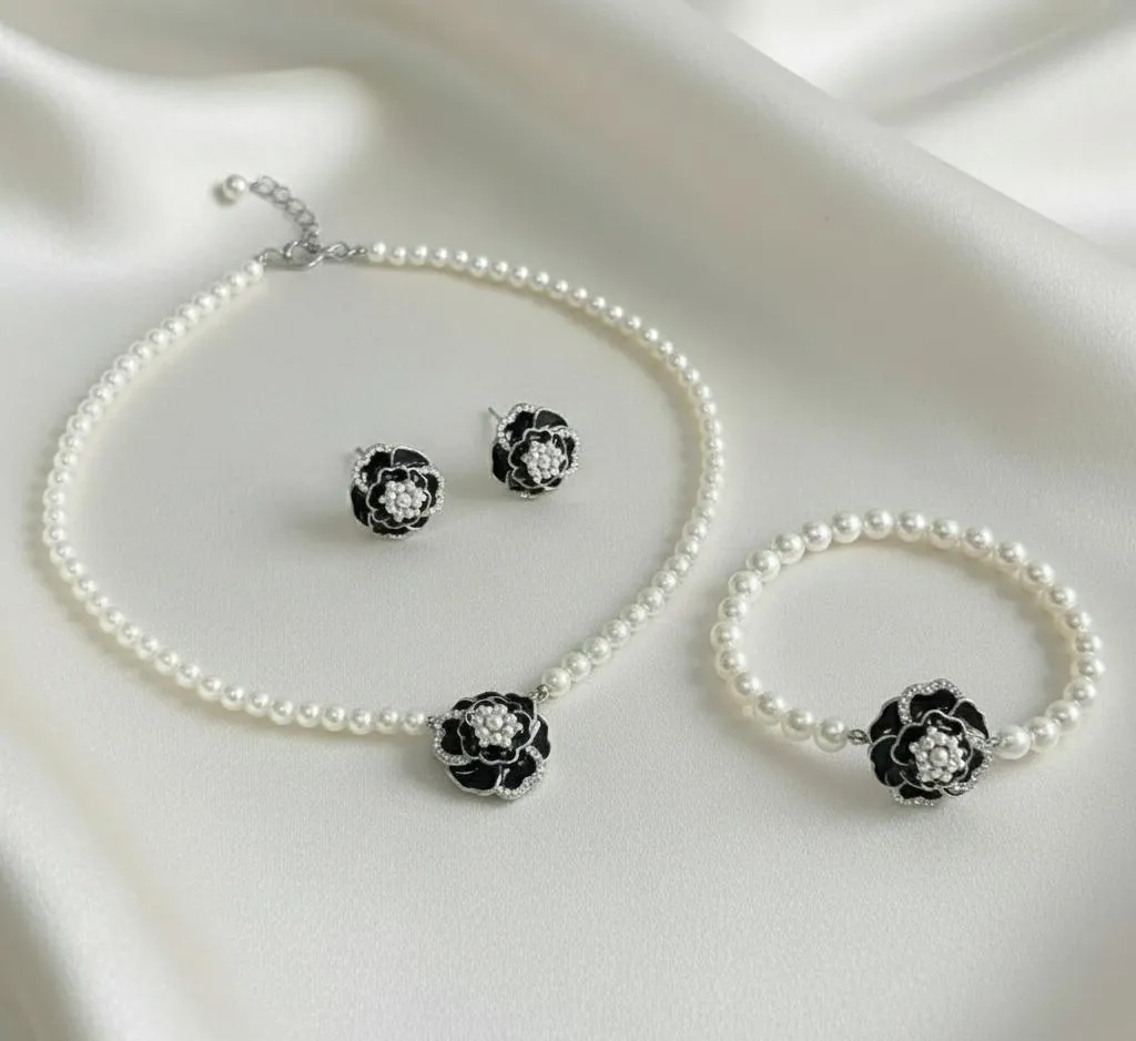 Black Floral Pearl Necklace Set for Women